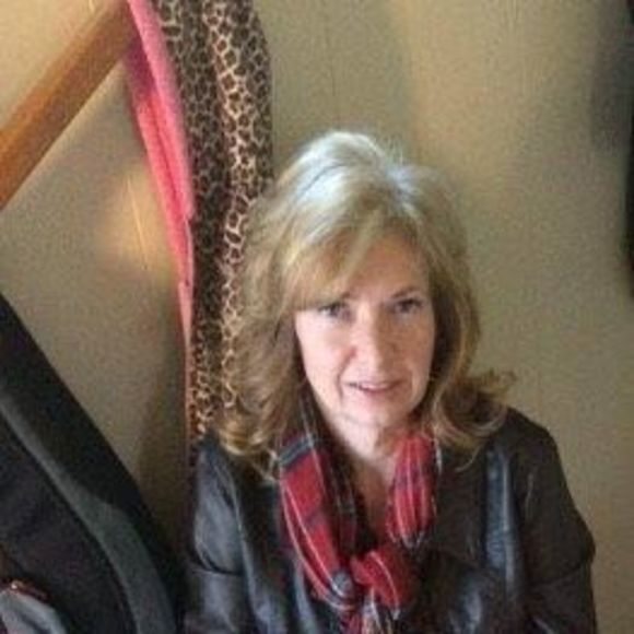 Meet your Posher, Tracey - Picture 1 of 1